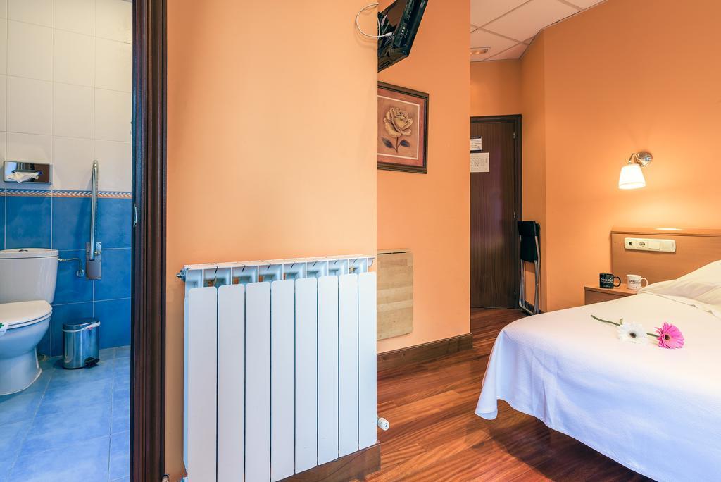 Pension Ab Domini San Sebastián Exterior foto
